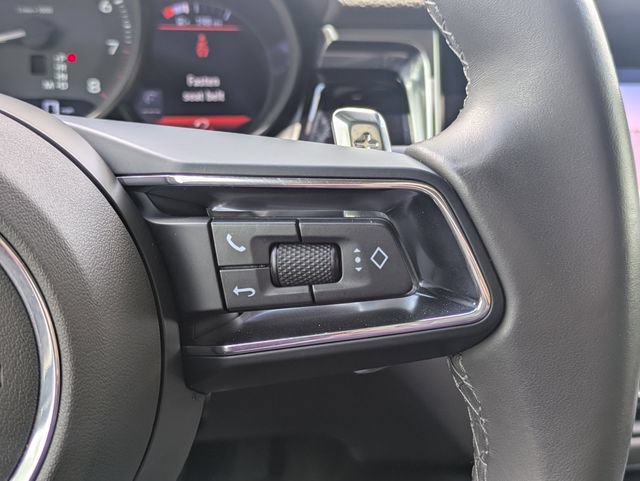 Used 2024 Porsche Macan AWD/4WD image 25