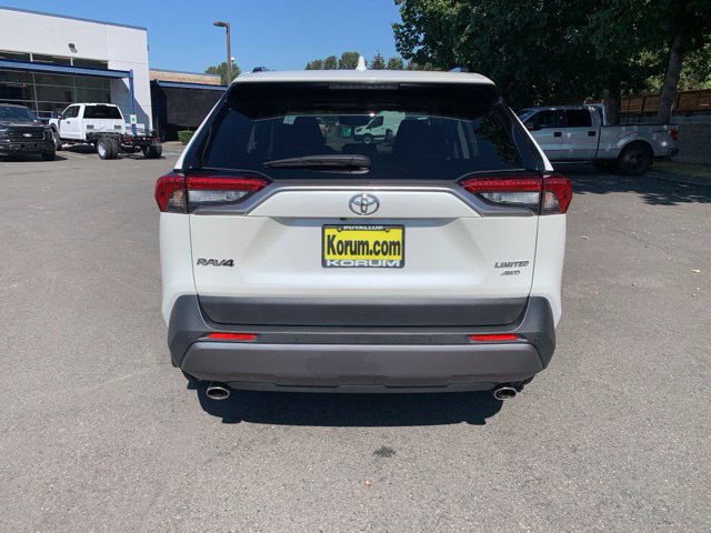Used 2020 Toyota RAV4 Limited AWD/4WD image 4
