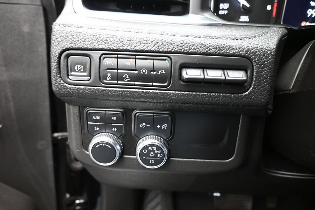 Used 2021 GMC Yukon XL Denali AWD/4WD image 14
