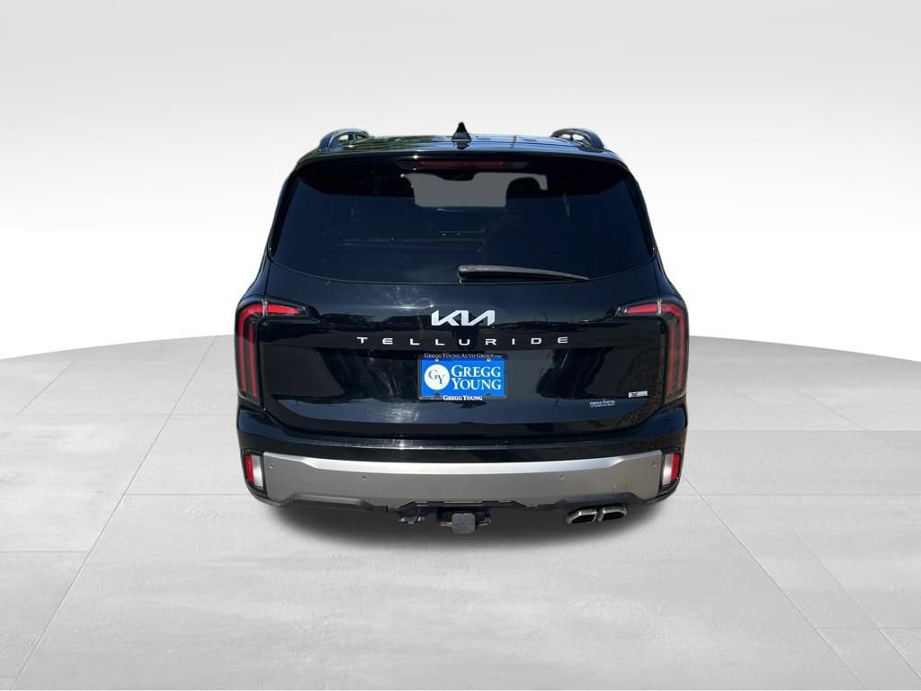 Used 2023 Kia Telluride AWD image 4