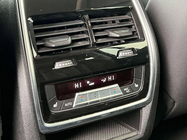 Used 2019 BMW X7 xDrive40i w/ Premium Package image 14