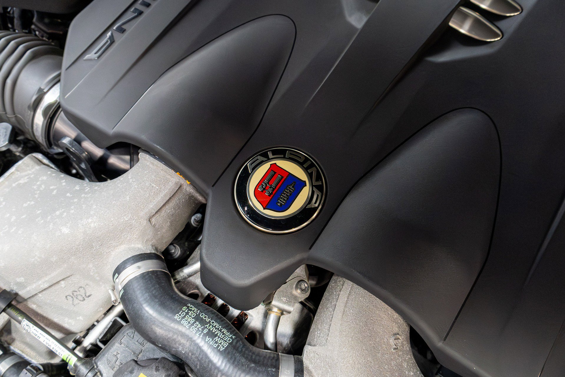 Used 2020 BMW ALPINA B7 xDrive w/ Interior Design Package image 49