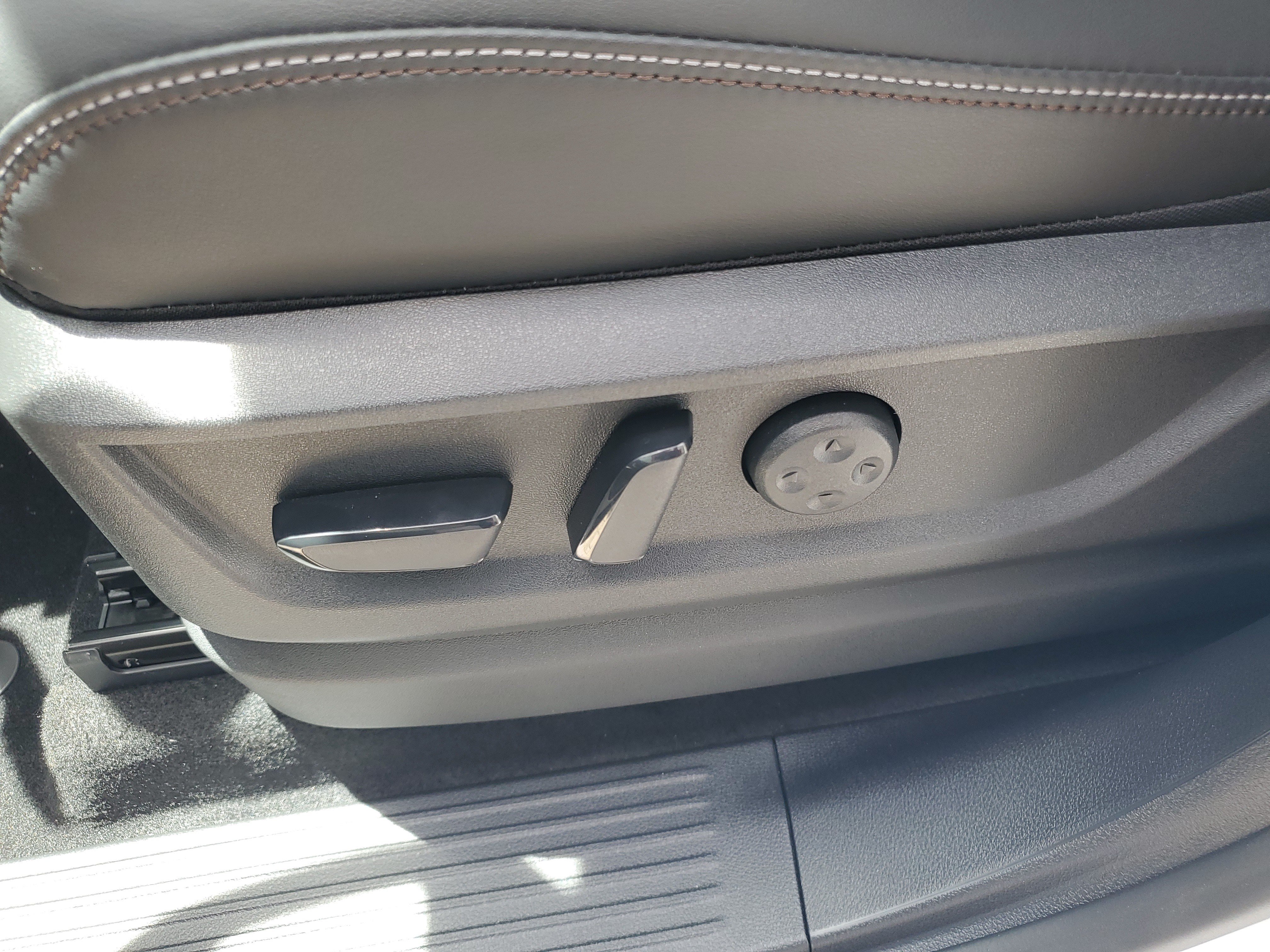 New 2026 Nissan Armada Platinum RWD image 14