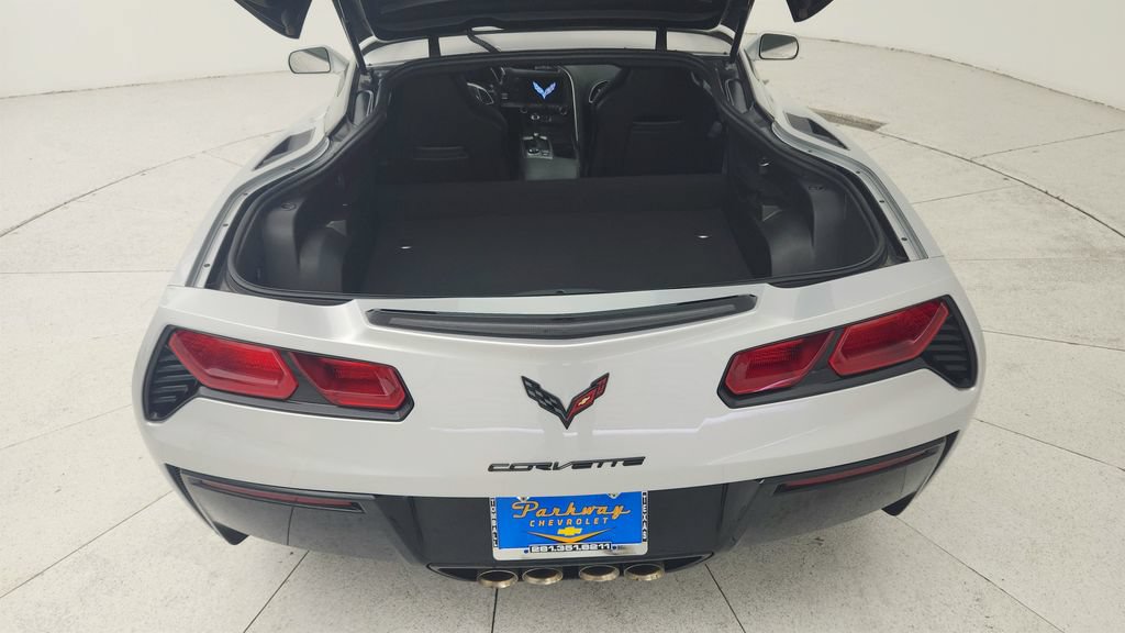 Certified 2019 Chevrolet Corvette Stingray Coupe w/ Carbon Flash Badge Package RWD image 28