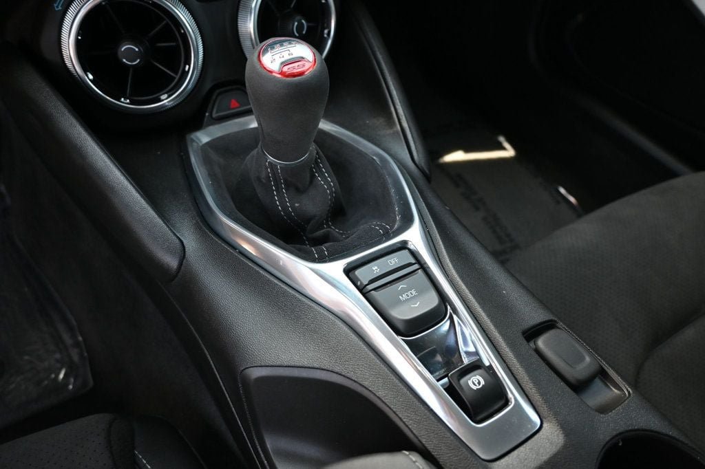 Used 2017 Chevrolet Camaro SS RWD image 16