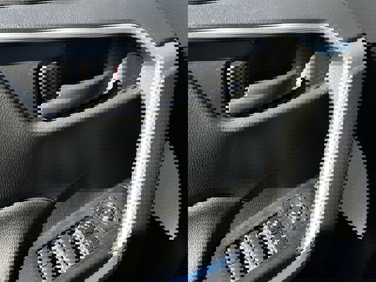 Used 2025 Toyota RAV4 LE image 21