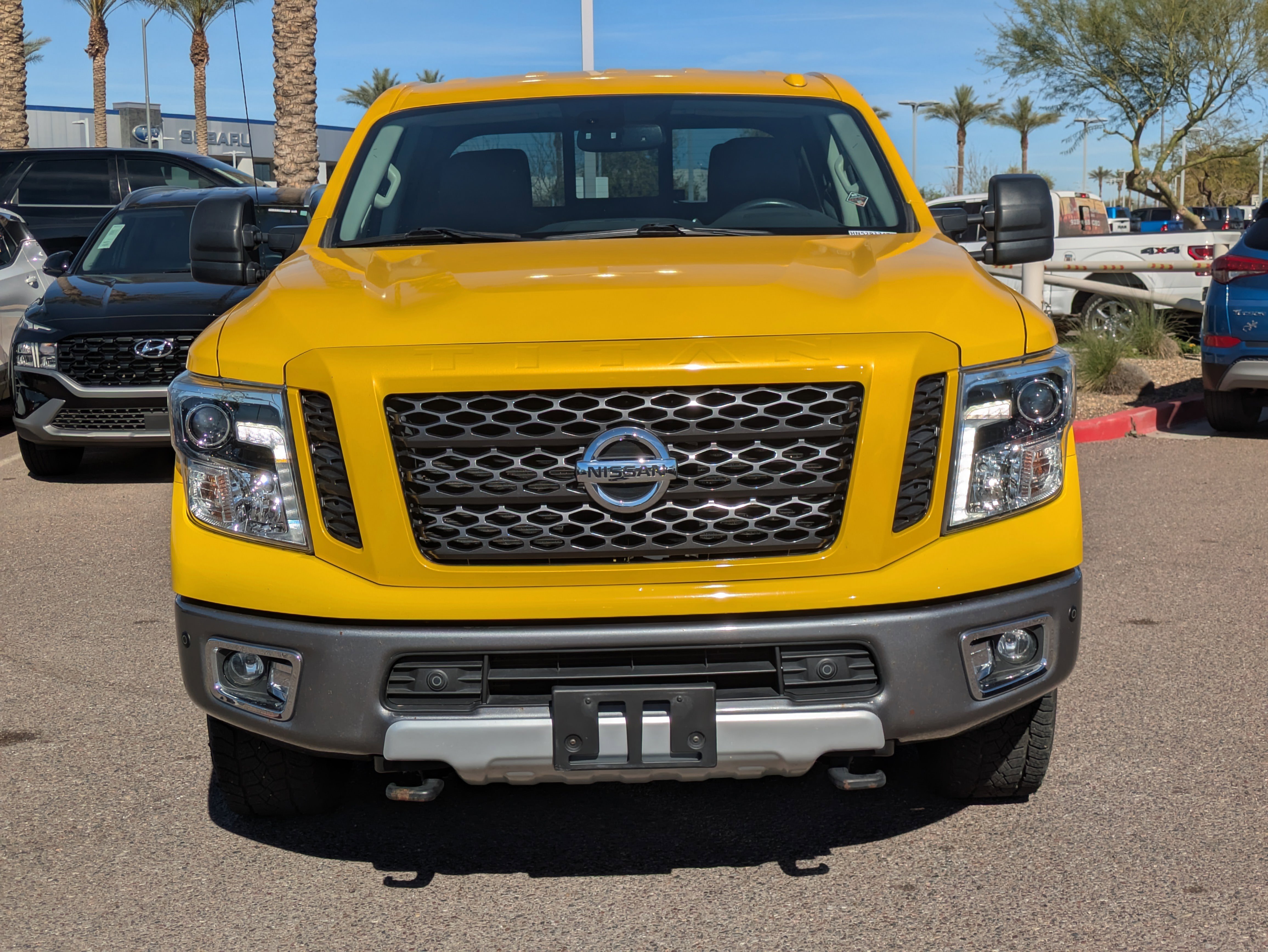 Used 2017 Nissan Titan PRO-4X w/ Pro-4x Convenience Package image 8