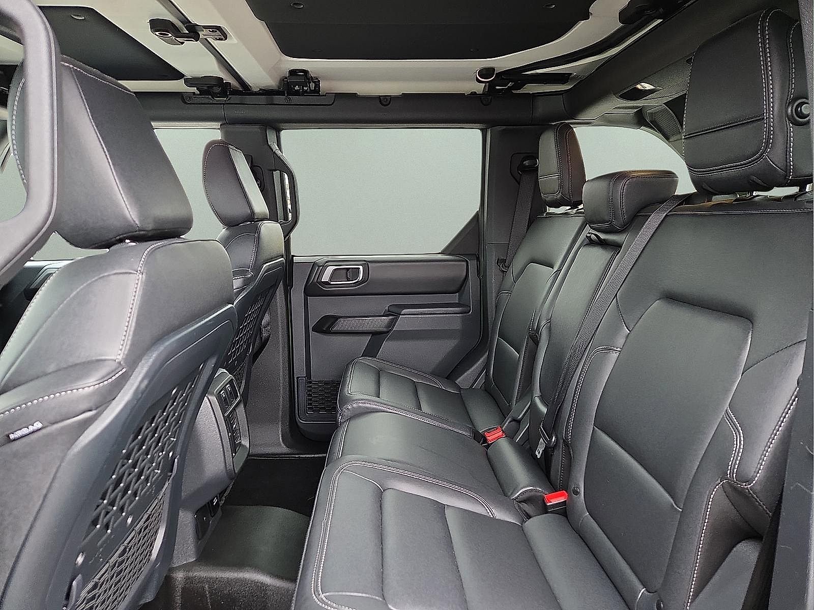 Certified 2025 Ford Bronco Badlands image 10