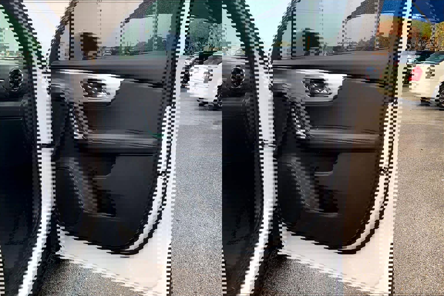 Used 2020 Chevrolet Blazer LT image 20