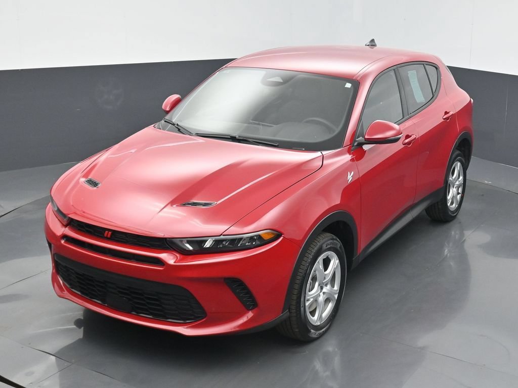 Used 2024 Dodge Hornet GT w/ Cold Weather Group AWD/4WD image 9