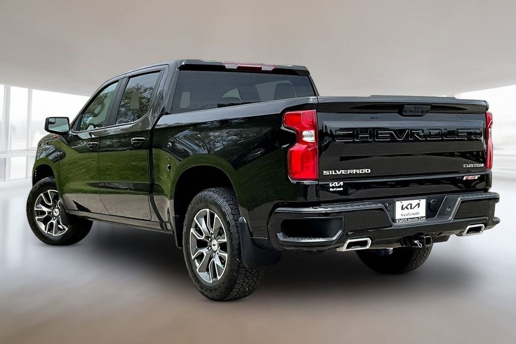 Used 2023 Chevrolet Silverado 1500 RST AWD/4WD image 4