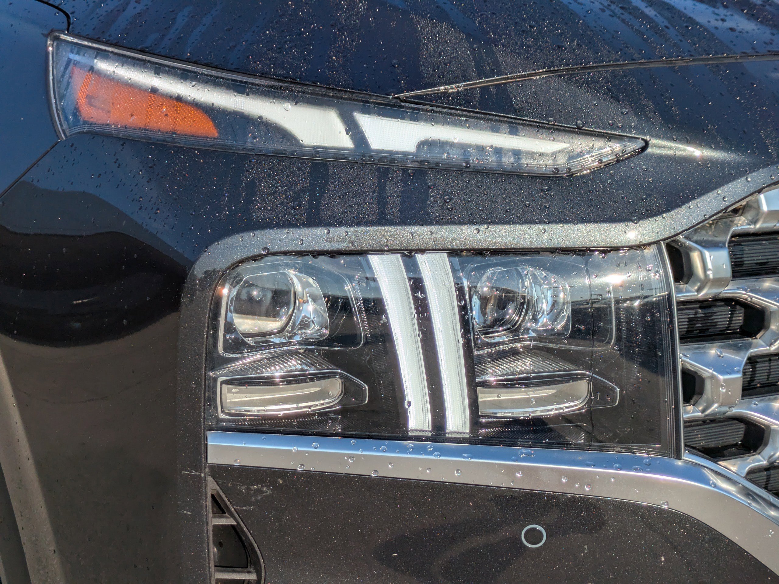 Used 2023 Hyundai Santa Fe Limited image 10