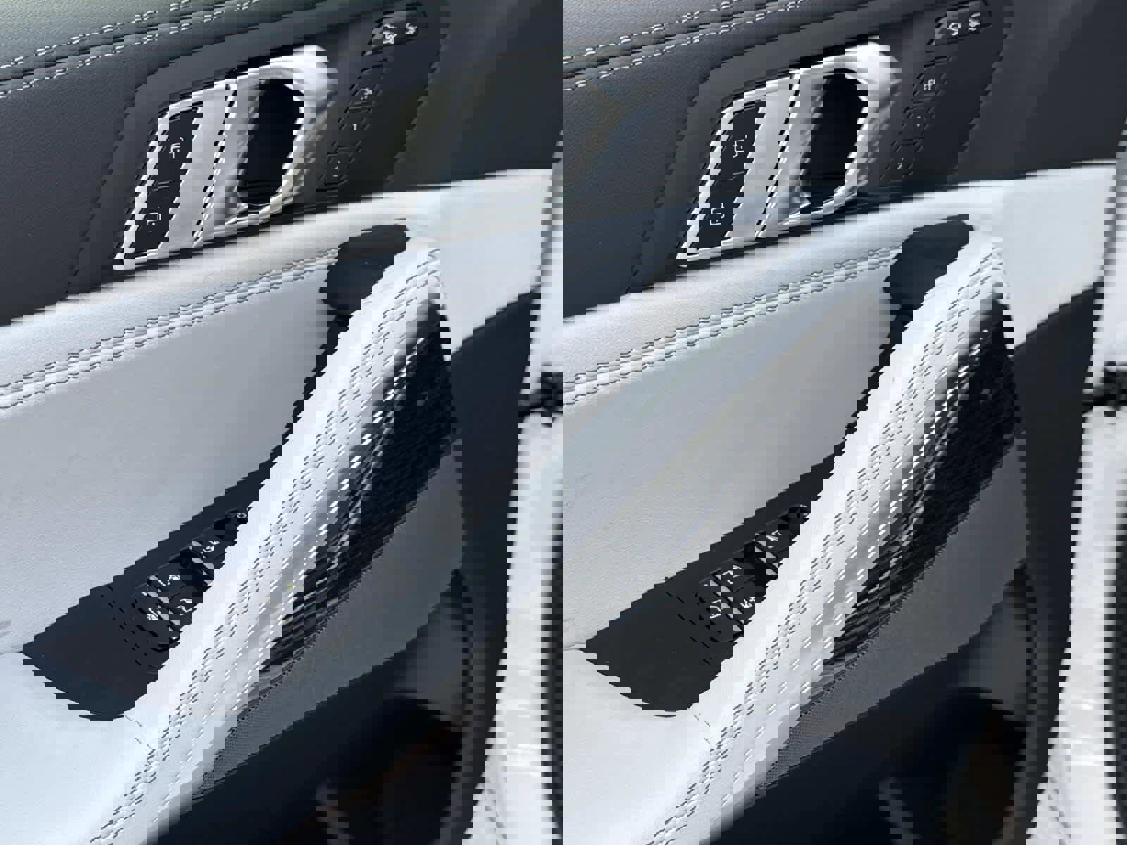 New 2026 BMW X6 xDrive40i w/ Executive Package image 27