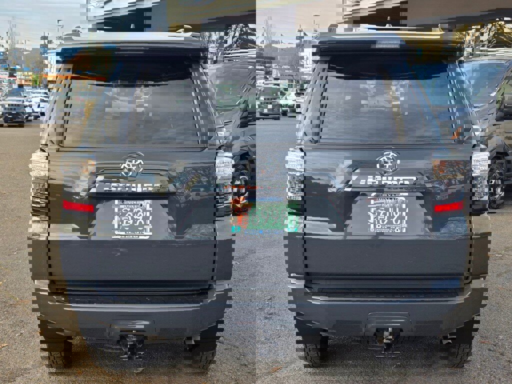 Used 2024 Toyota 4Runner SR5 Premium image 7