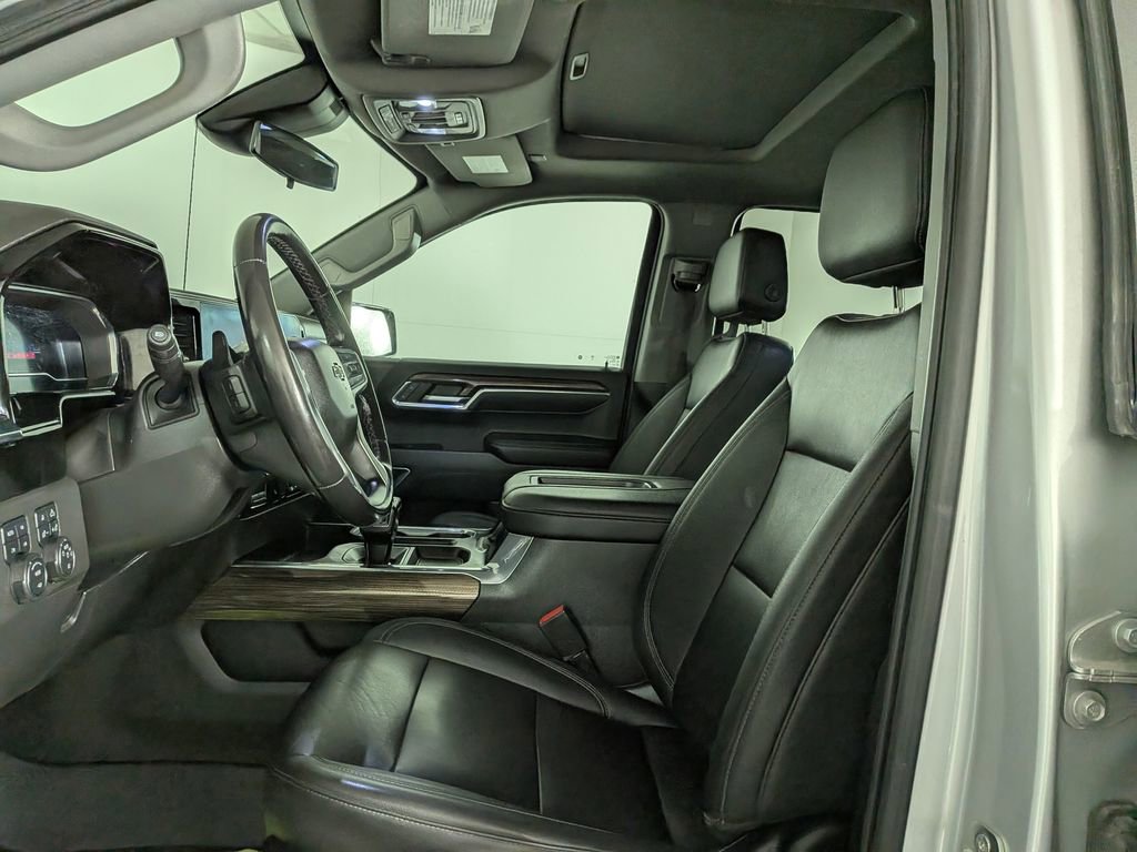 Used 2022 Chevrolet Silverado 1500 LT Trail Boss w/ LT Trail Boss Premium Package AWD/4WD image 18