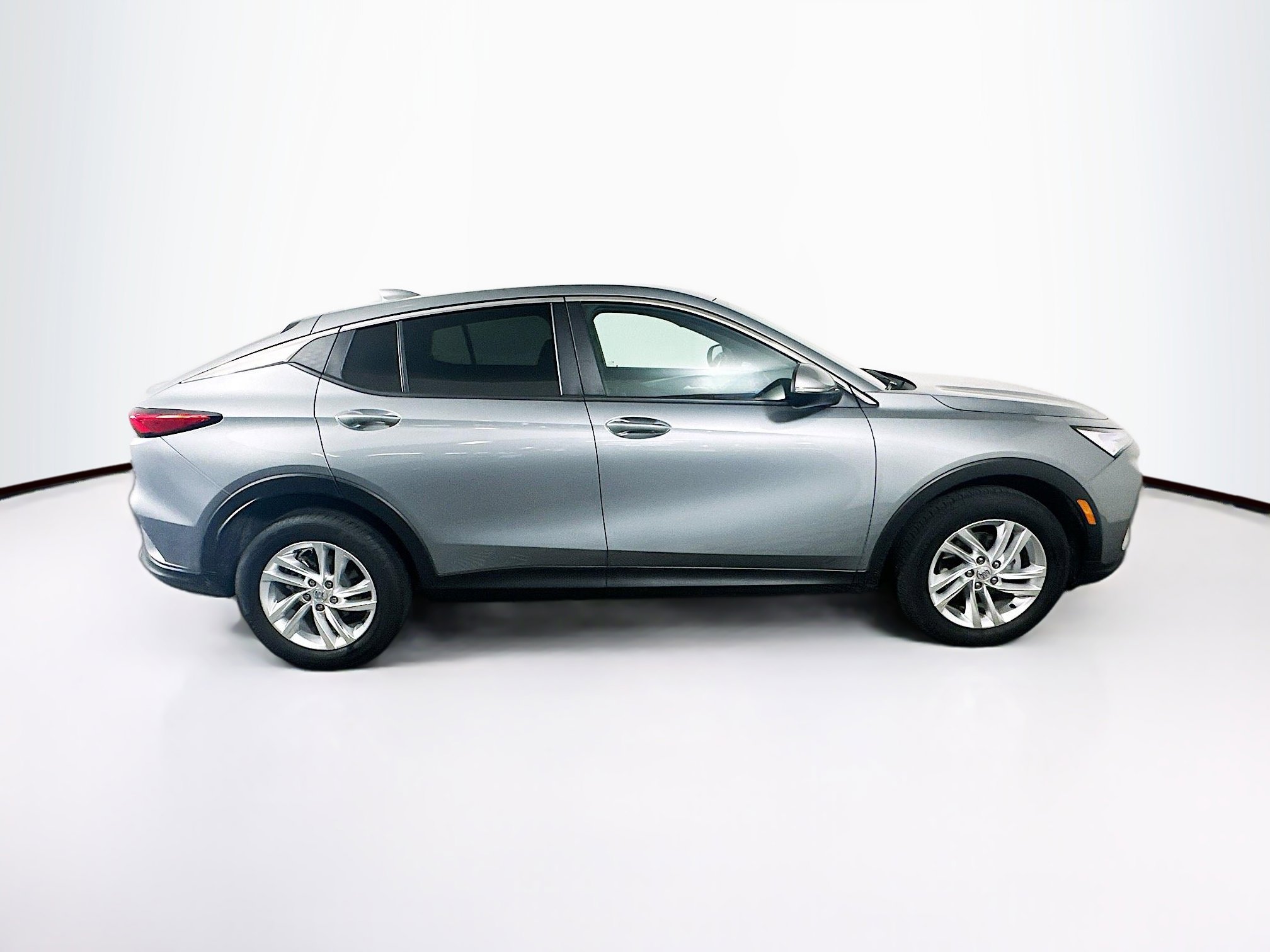 Used 2025 Buick Envista Preferred image 10