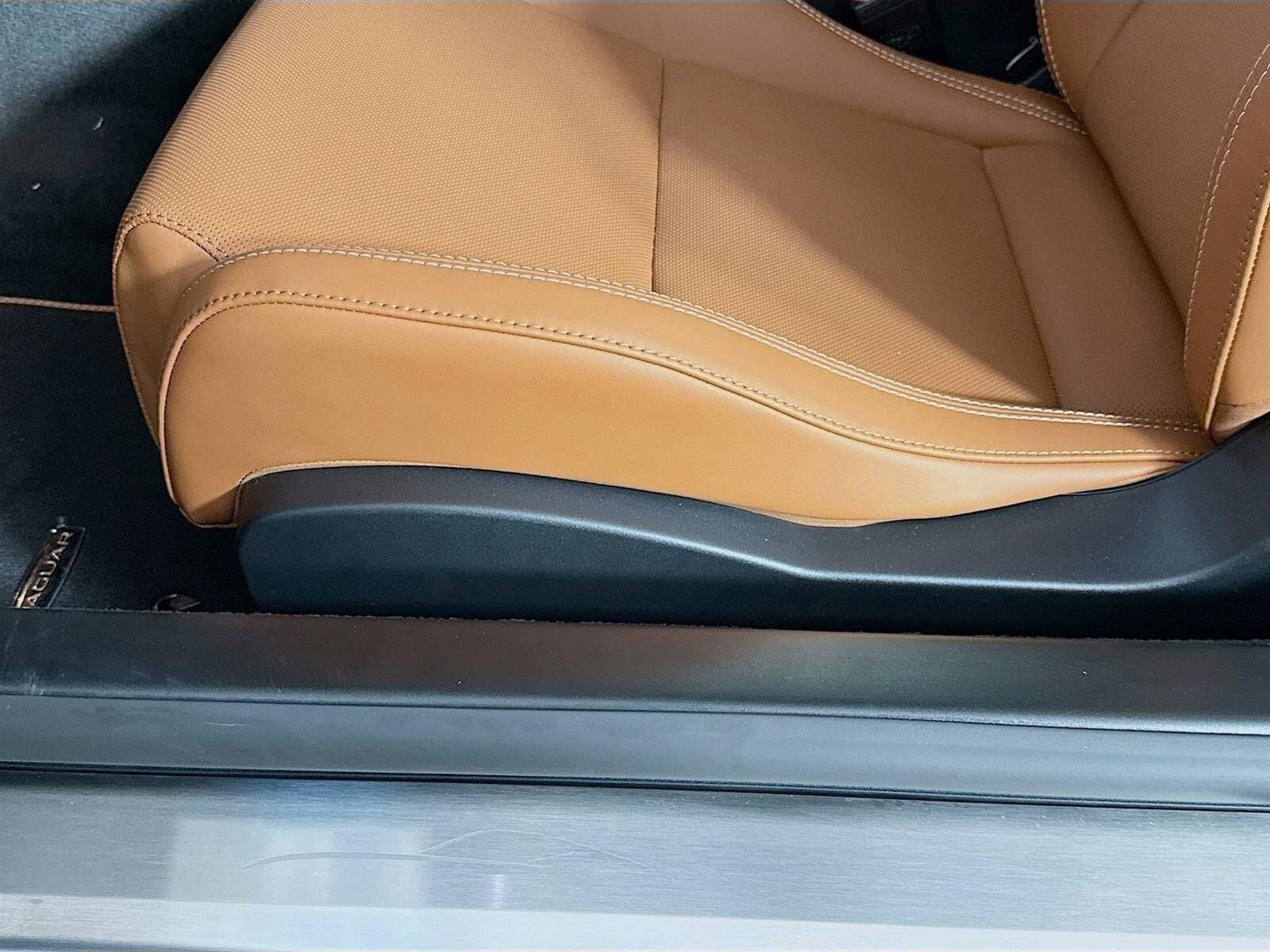 New 2024 Jaguar F-TYPE R AWD/4WD image 21