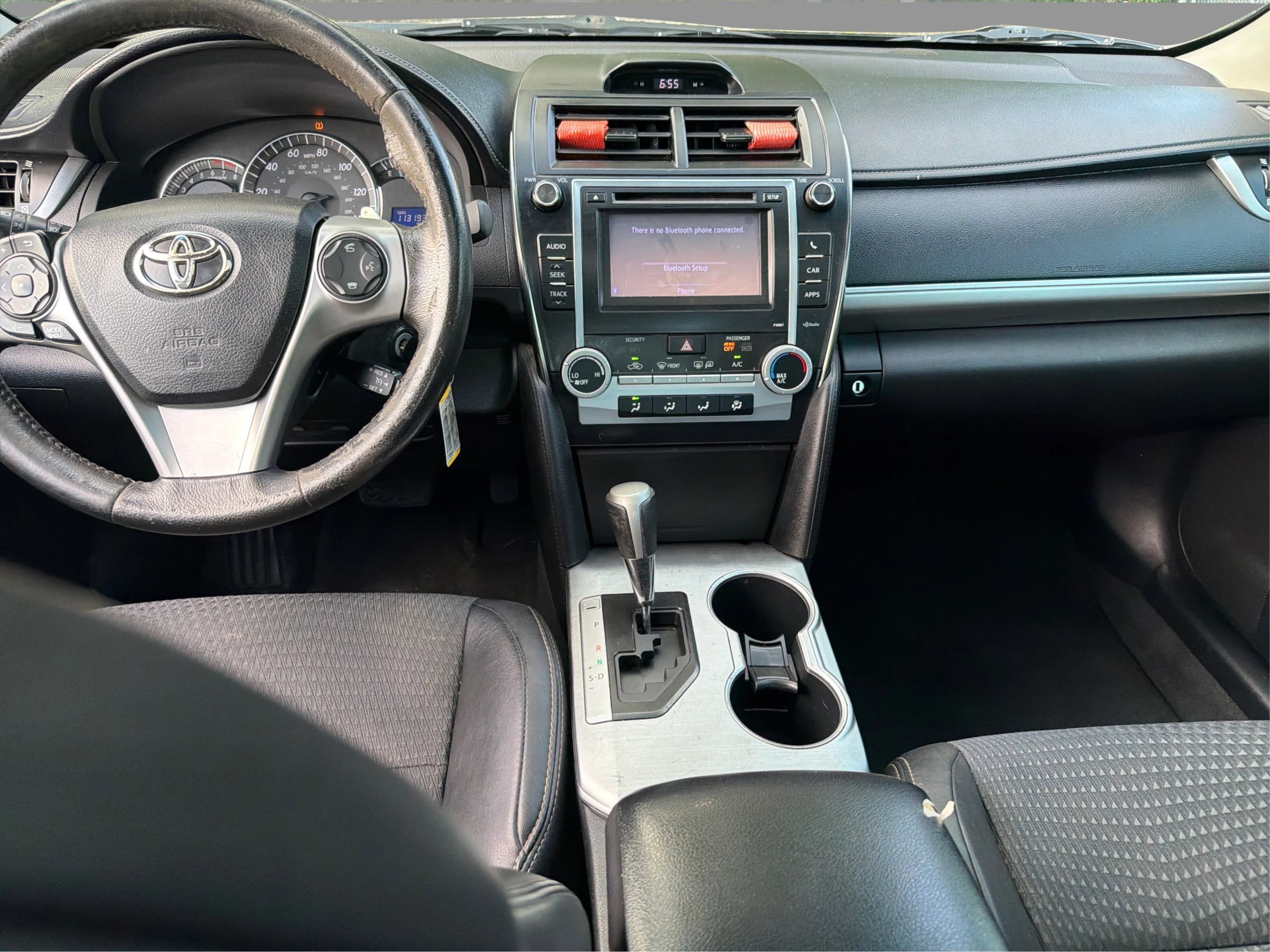 Used 2012 Toyota Camry SE FWD image 29