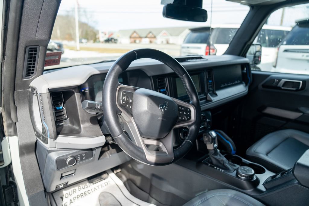 Used 2022 Ford Bronco Black Diamond image 20