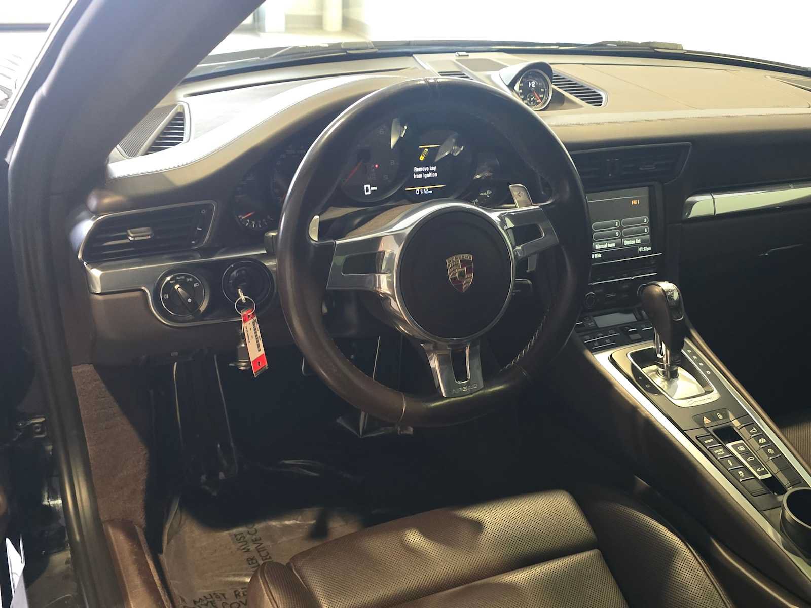 Used 2014 Porsche 911 Carrera 4S AWD/4WD image 4