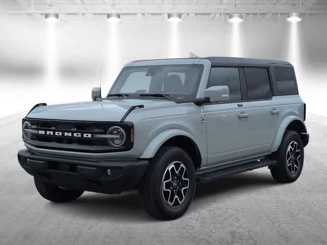 Used 2024 Ford Bronco Outer Banks AWD/4WD image 4