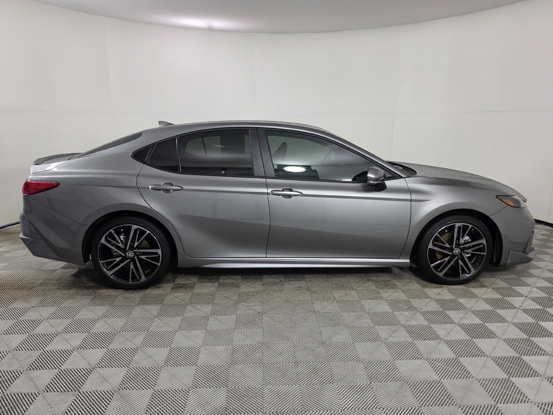 Used 2026 Toyota Camry XSE FWD image 41