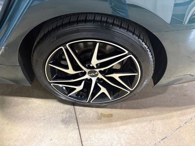 Used 2023 Kia Stinger GT-Line w/ Sun & Sound Package AWD/4WD image 29