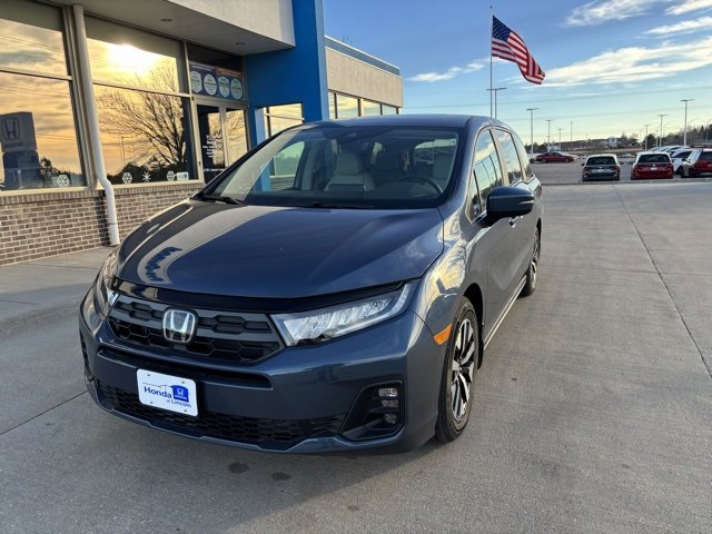 Used 2026 Honda Odyssey EX-L image 1