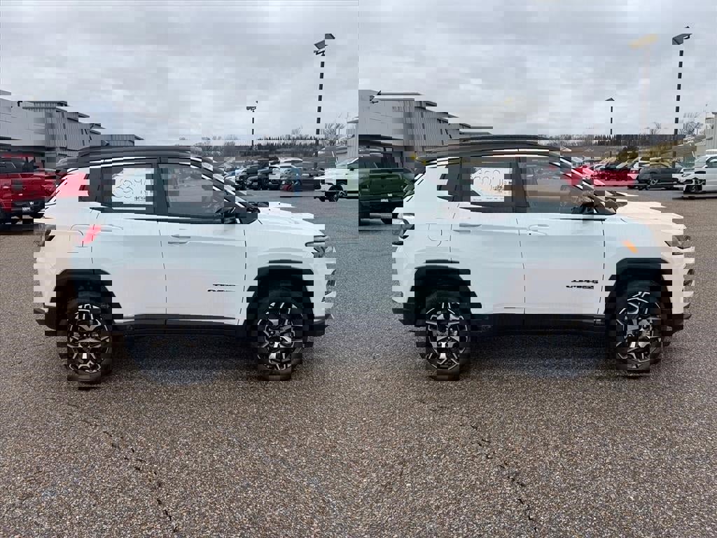 New 2026 Jeep Compass Limited w/ Sun, Sound & Navigation Group video 2