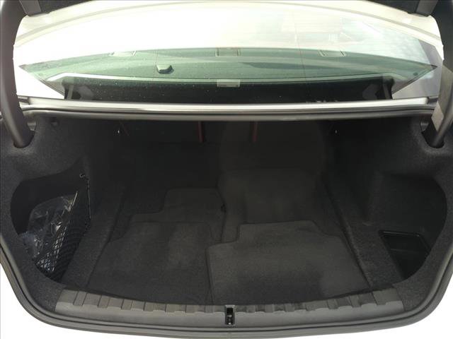 Certified 2024 BMW 330i Sedan w/ Premium Package image 6