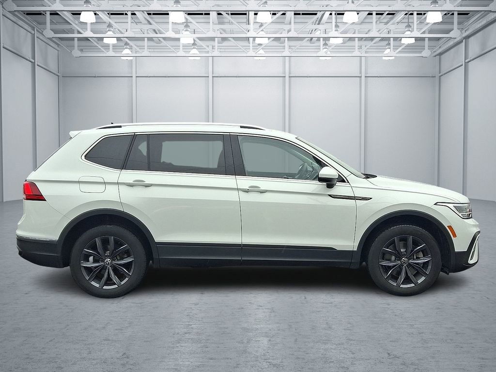 Certified 2022 Volkswagen Tiguan SE AWD/4WD image 7