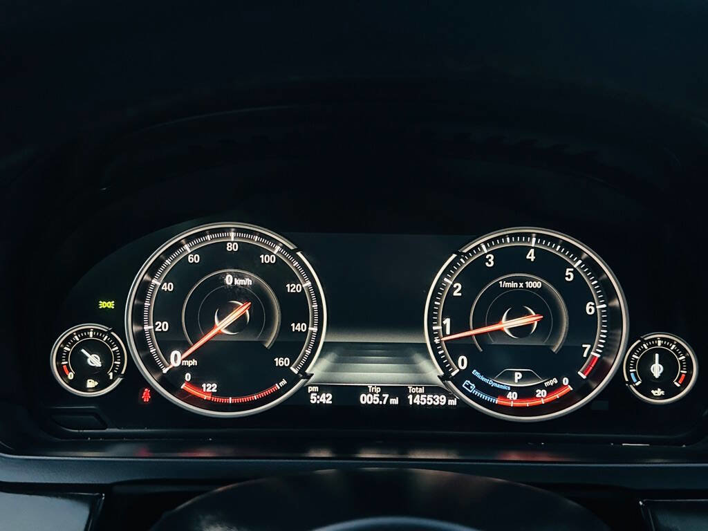 Used 2014 BMW 750Li 750Li 4dr Sedan image 30