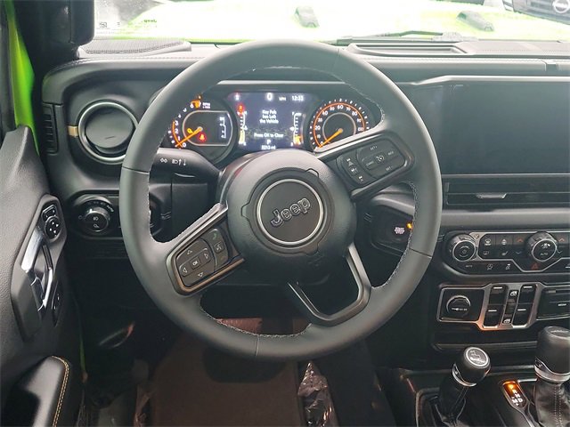 Used 2025 Jeep Gladiator Sport image 18