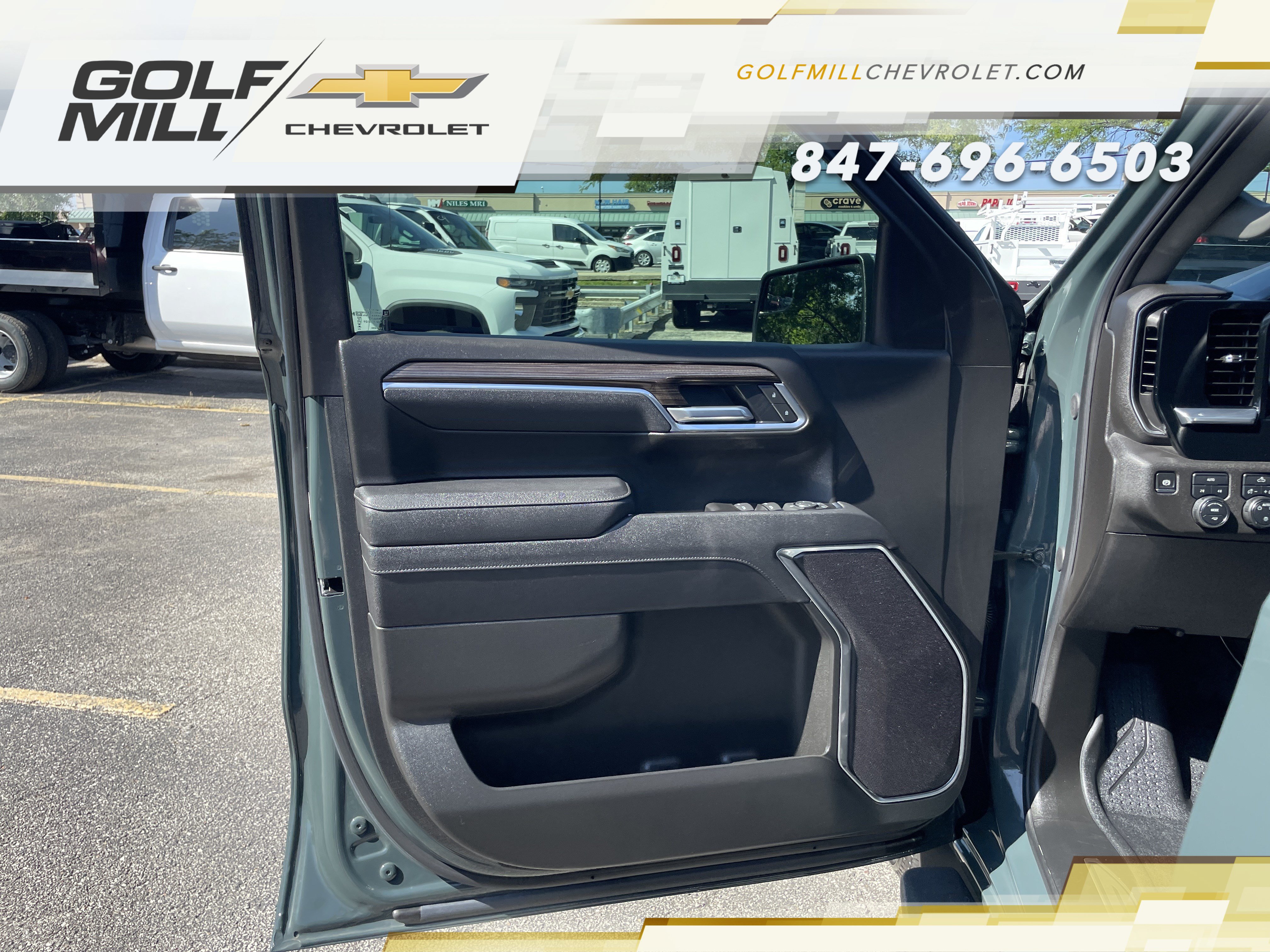 Certified 2025 Chevrolet Silverado 1500 LT AWD/4WD image 11