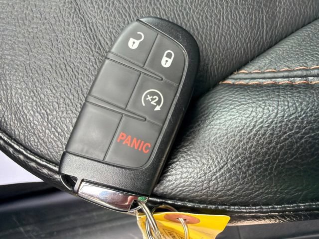 Used 2023 Jeep Compass Limited AWD/4WD image 11