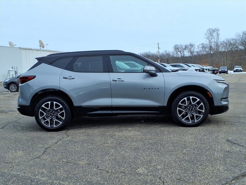 Used 2023 Chevrolet Blazer RS w/ Driver Confidence II Package image 22