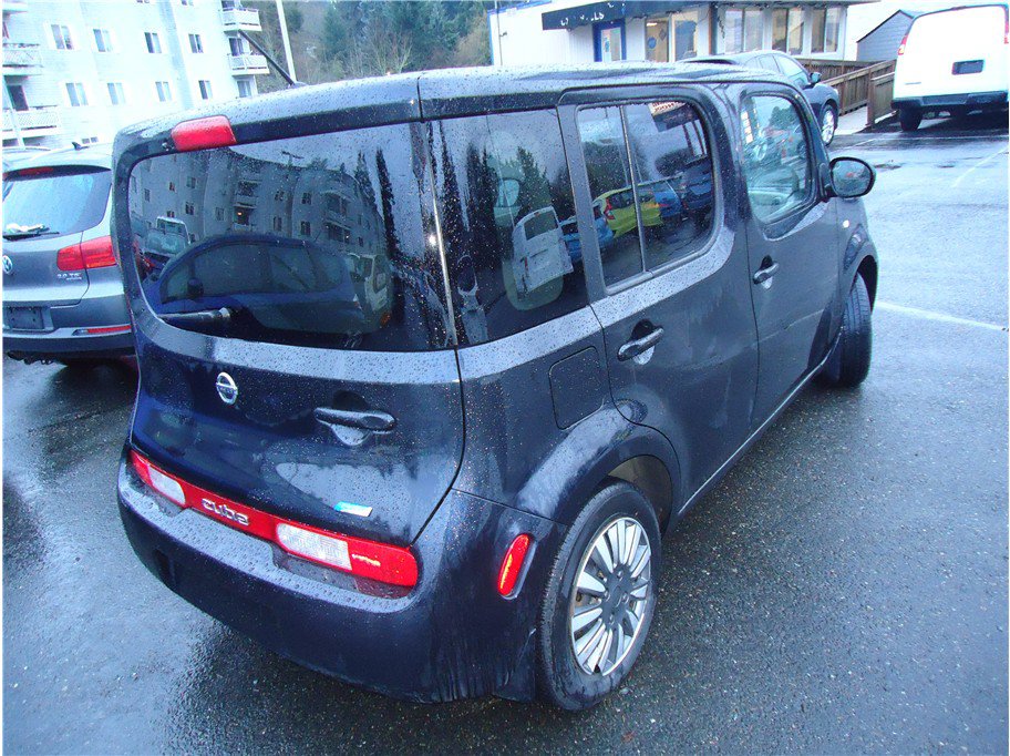 Used 2014 Nissan Cube 1.8 S w/ Interior Designer Package FWD image 7