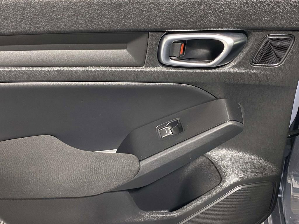 Used 2022 Honda Civic Sport image 13