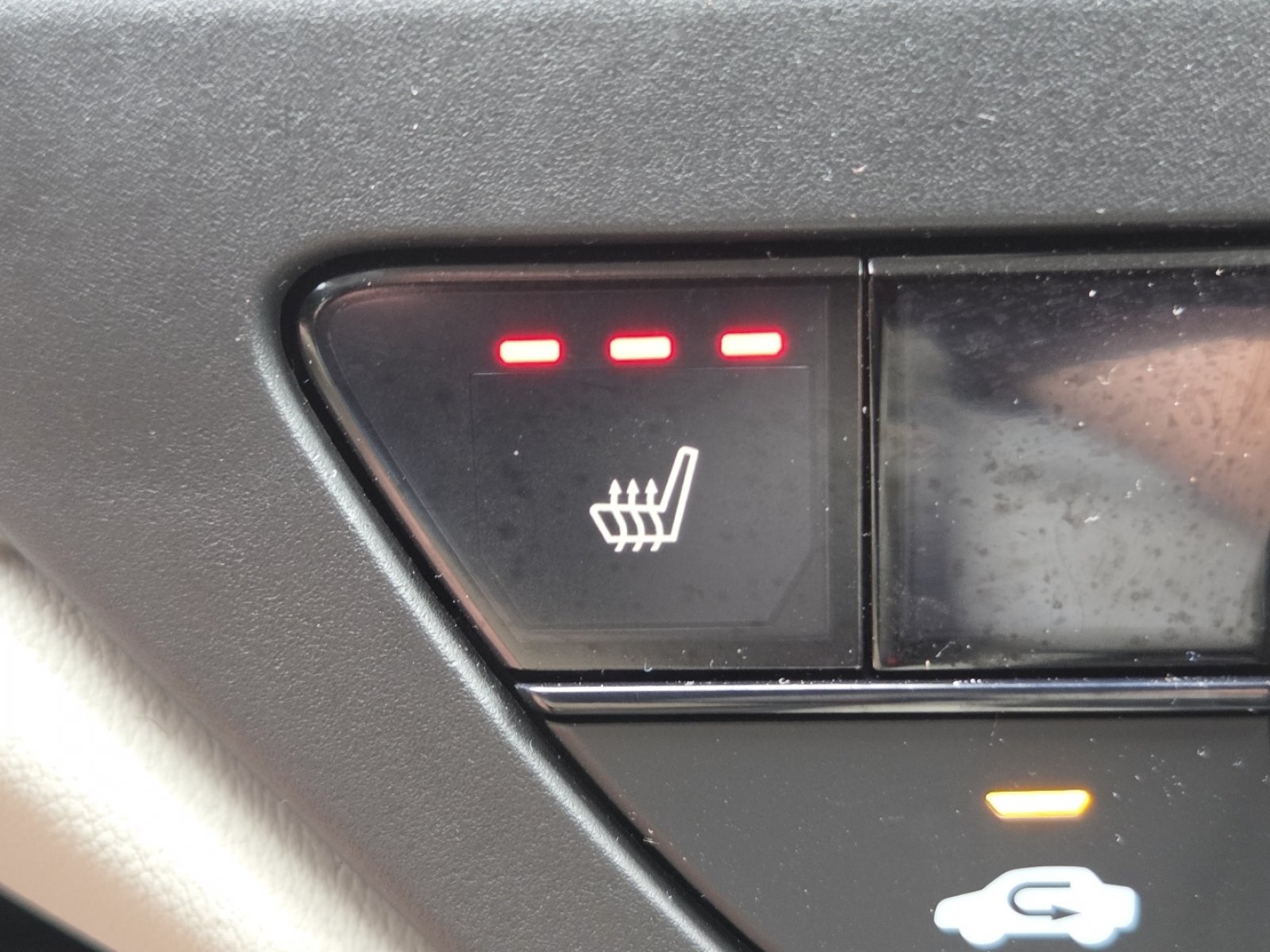 Used 2025 Honda Accord SE image 6