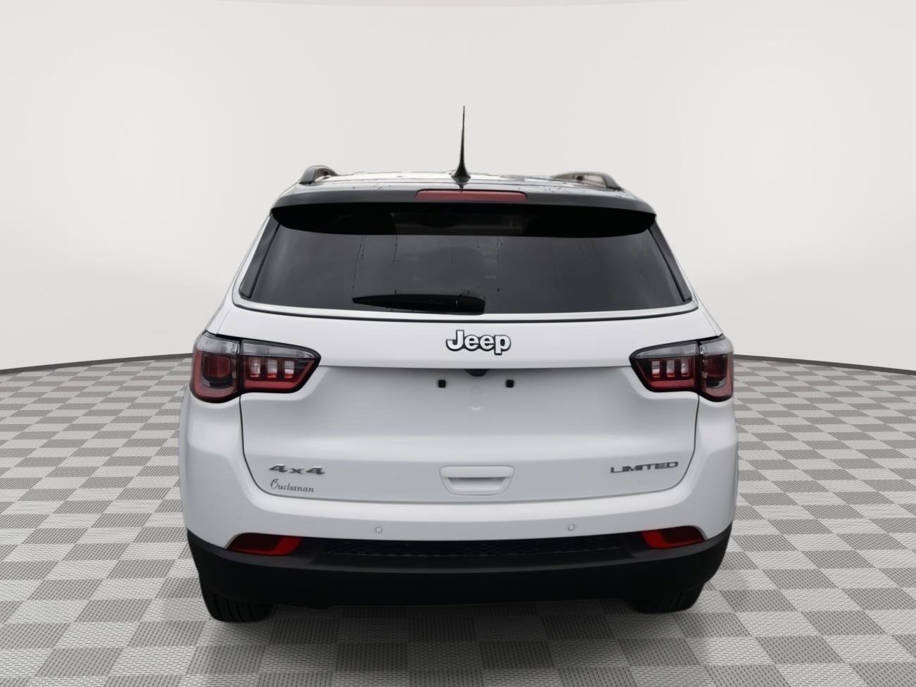Used 2025 Jeep Compass Limited AWD/4WD image 6