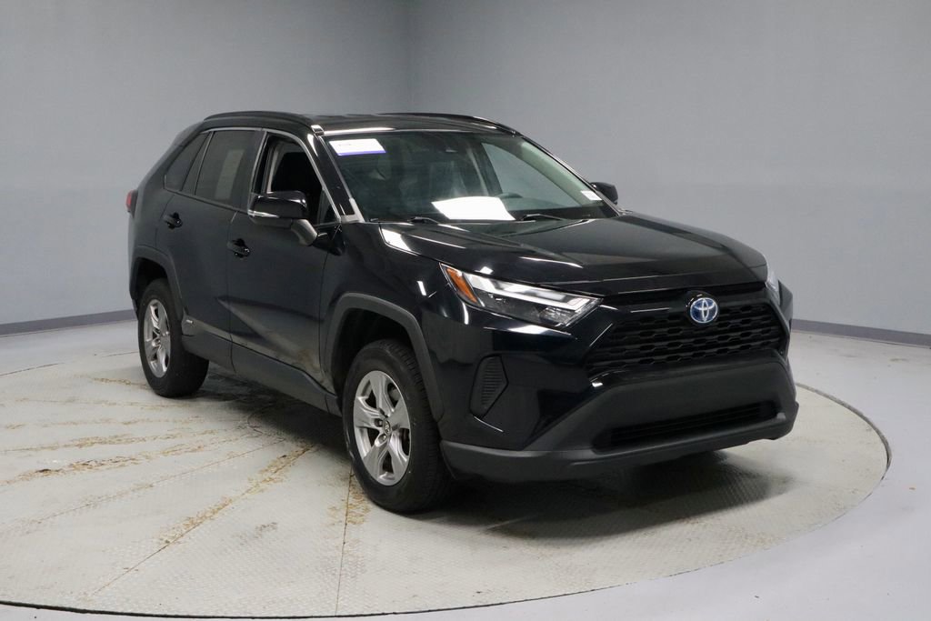 Used 2024 Toyota RAV4 XLE