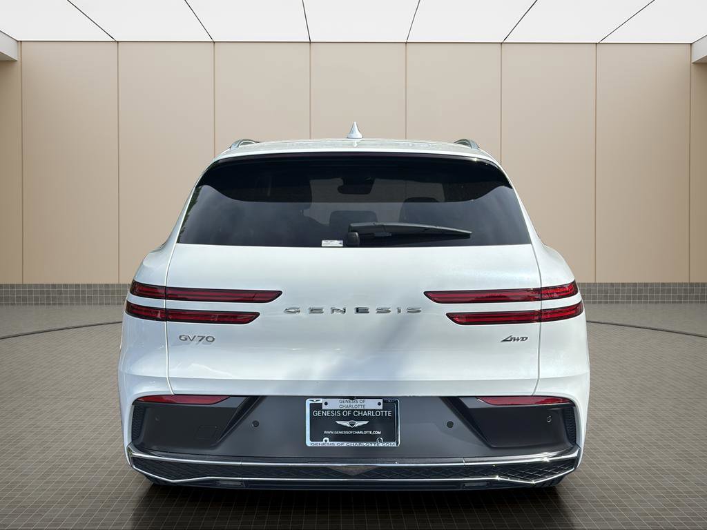 Certified 2026 Genesis GV70 2.5T AWD/4WD image 4