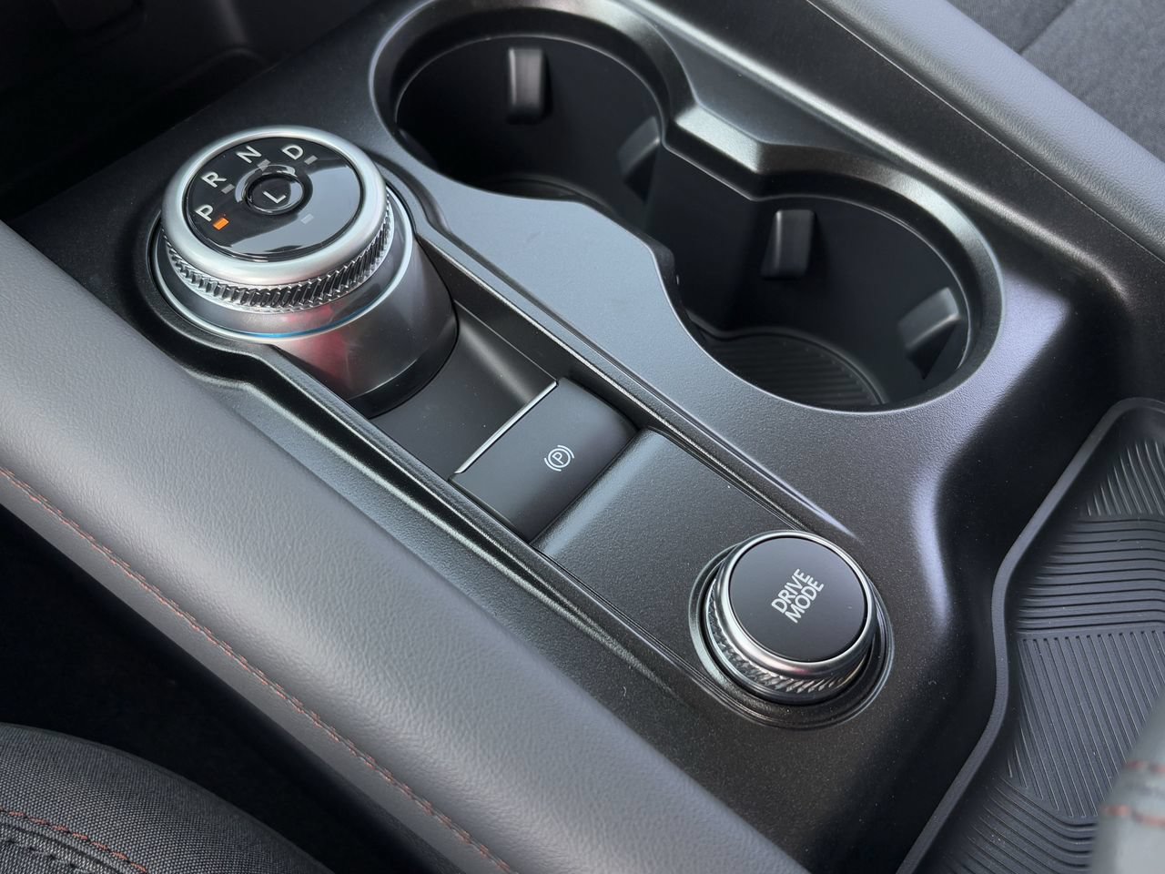 New 2026 Ford Explorer Active RWD image 17