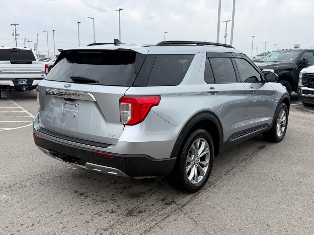 Used 2023 Ford Explorer XLT w/ Equipment Group 202A image 19