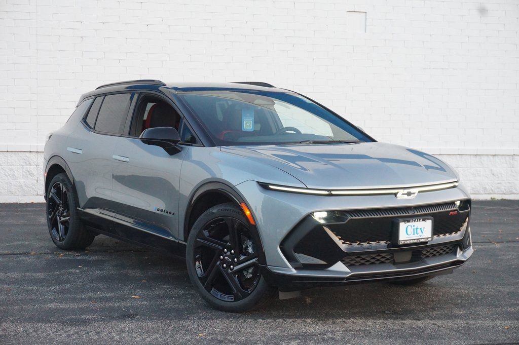 New 2026 Chevrolet Equinox EV RS image 2