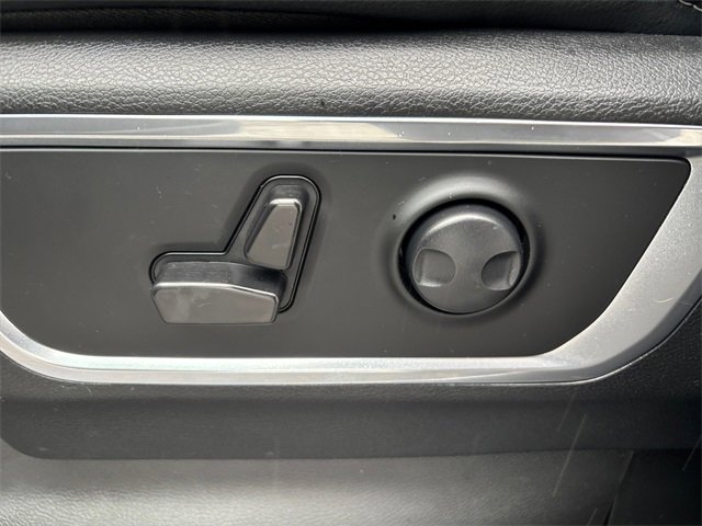 Used 2025 RAM 1500 Laramie image 16