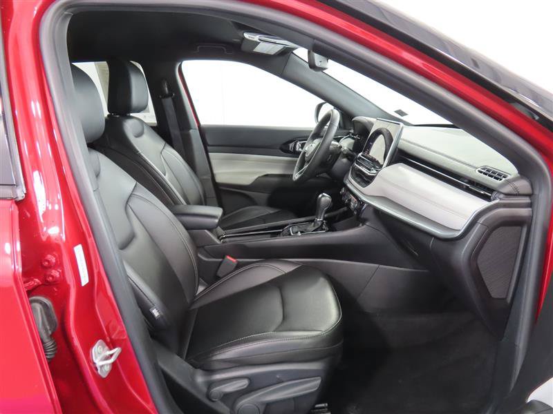 Used 2025 Jeep Compass Limited AWD/4WD image 37