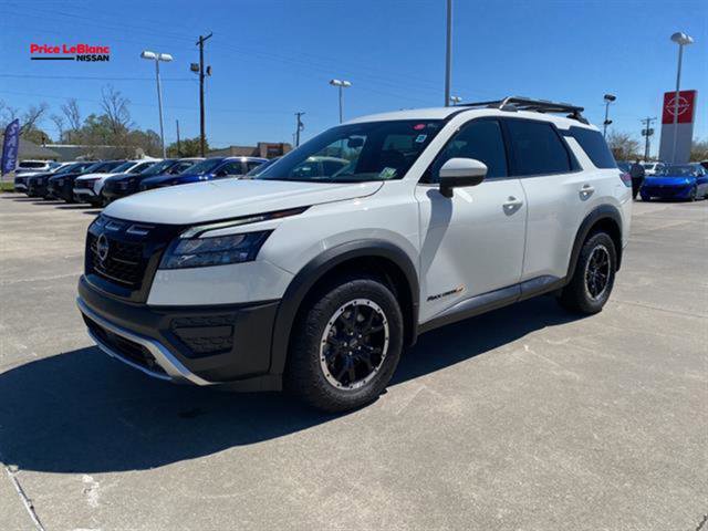 Used 2023 Nissan Pathfinder Rock Creek AWD/4WD image 3