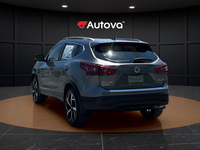 Used 2022 Nissan Rogue Sport SL AWD/4WD image 3
