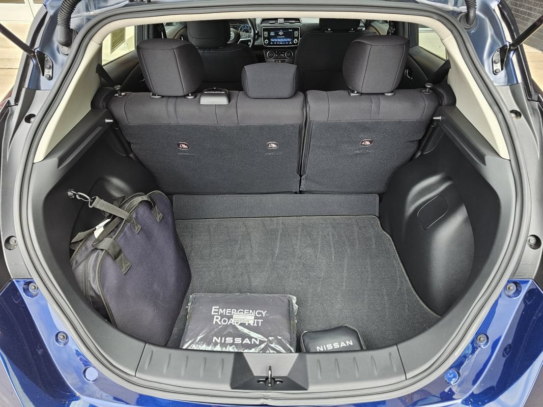 Used 2025 Nissan Leaf S FWD image 25
